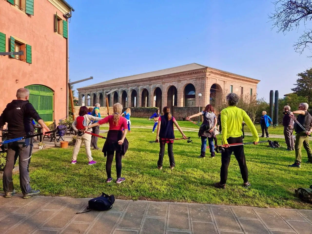 Lezione di nordic walking e silvoterapia